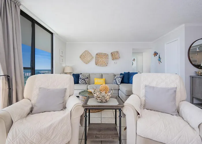 Surf & Racquet 610a Apartment *
