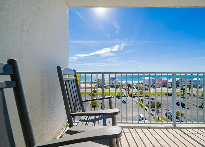 Surf & Racquet 610a Apartment
