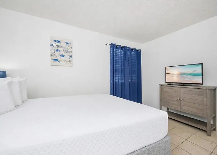Apartment Surf & Racquet 610a