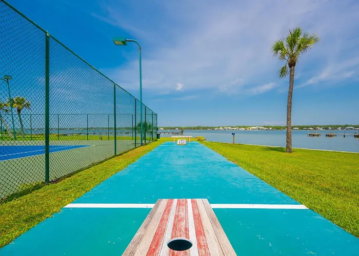 Apartment Surf & Racquet 610a